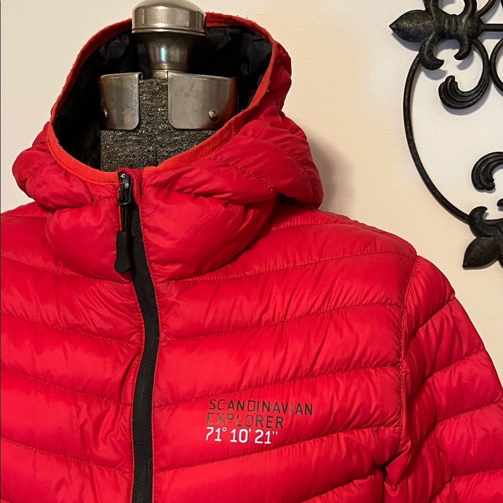 Scandinavian Explorer Down Puffer Jacket, hooded, red w/black details, size XL - Picture 2 of 12